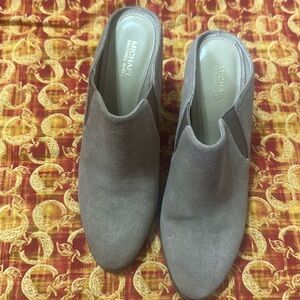 Michael Kors Shoes Braden Suede Closed Toe Heel Size 7.5 M